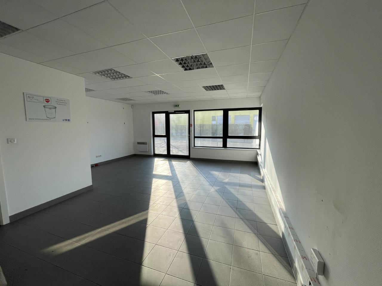 Local d'activité Geispolsheim 728m² Location local d'activité Geispolsheim Bas-Rhin OLACT2310337 3